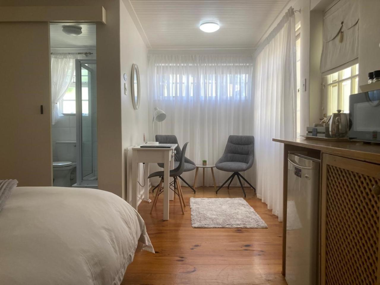 Bed and Breakfast On The Bay à Port Elizabeth Extérieur photo